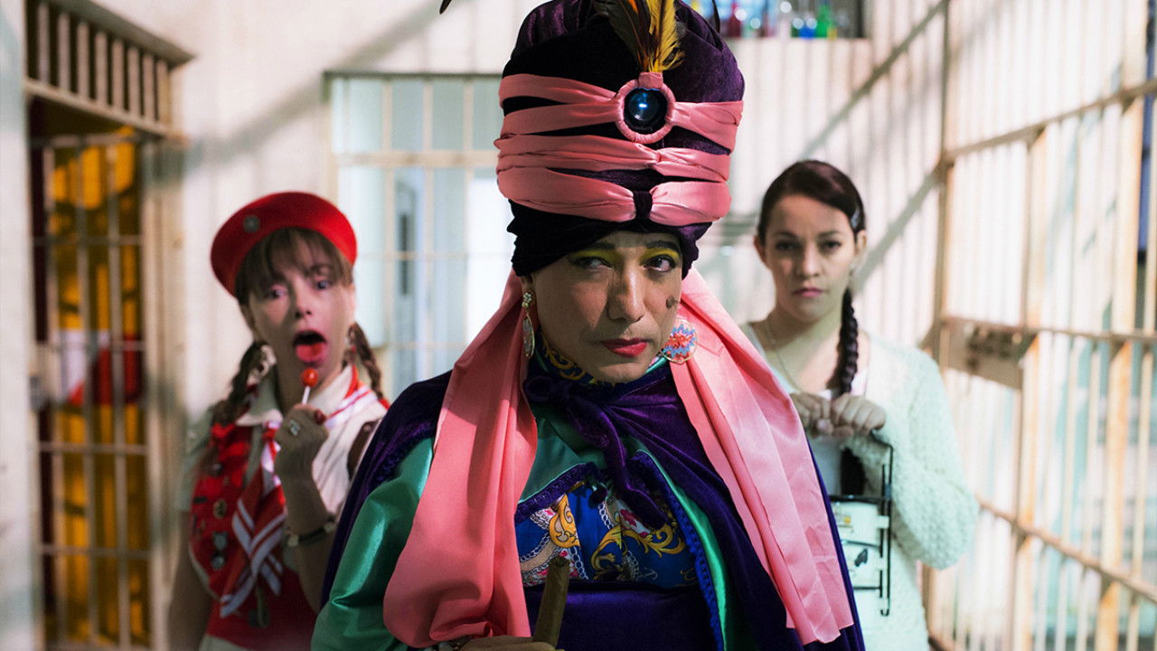 El Coco 2 Background