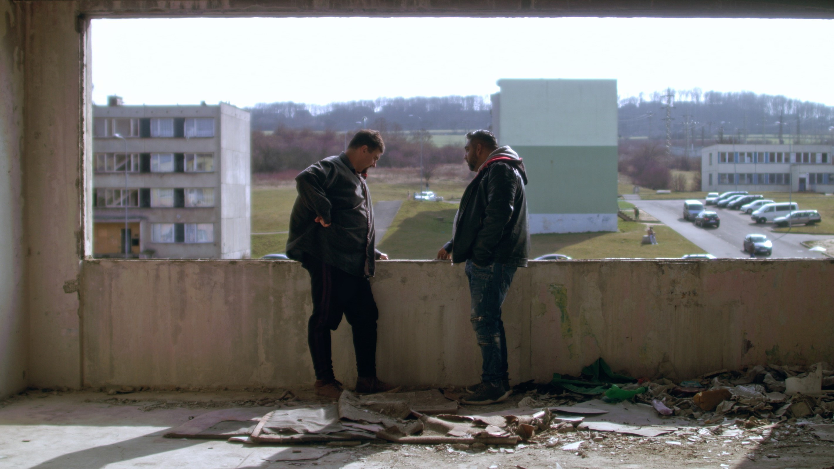 Bastardi: Reparát Background