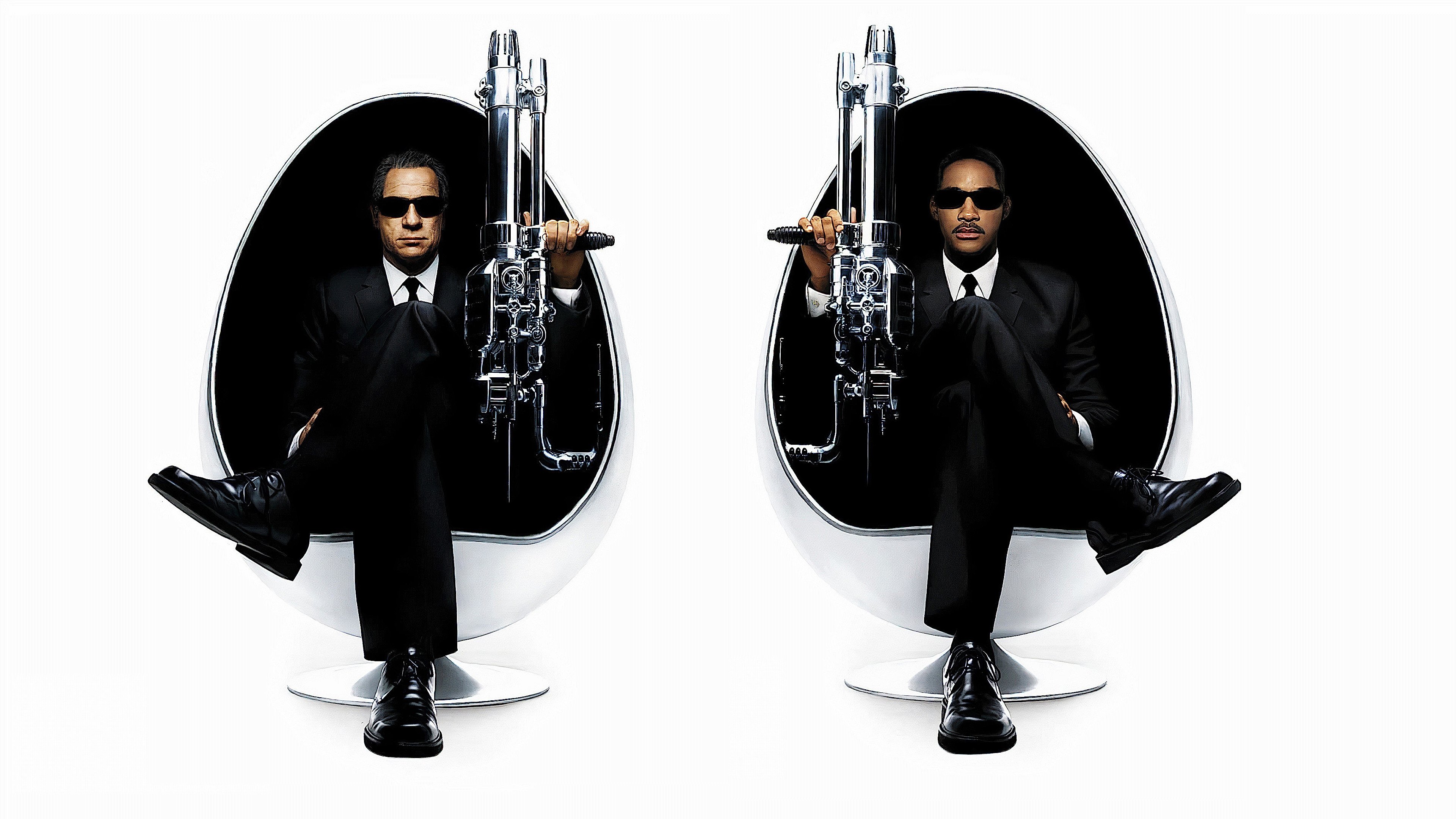 Men in Black II Background