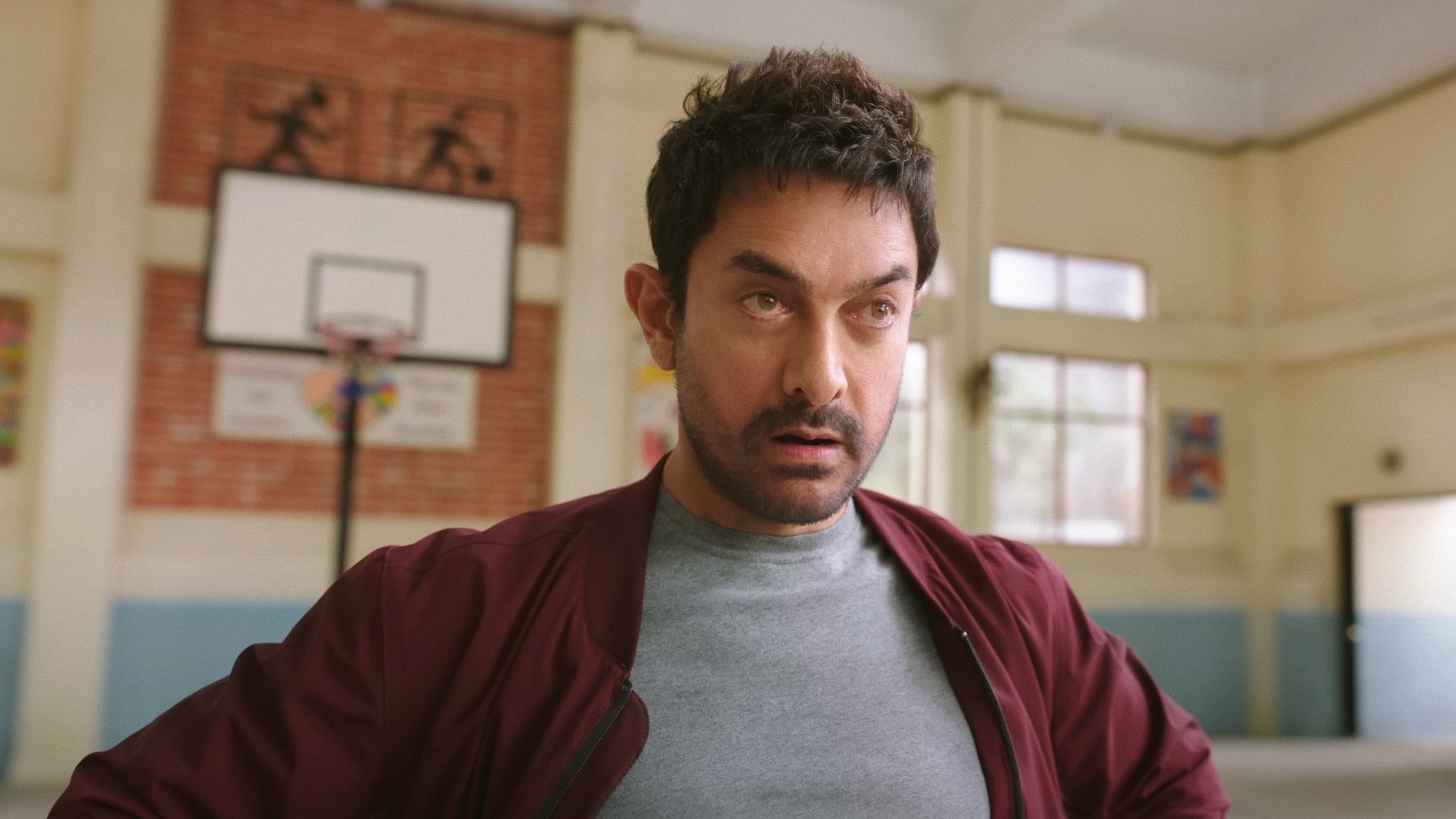 Sitaare Zameen Par Background