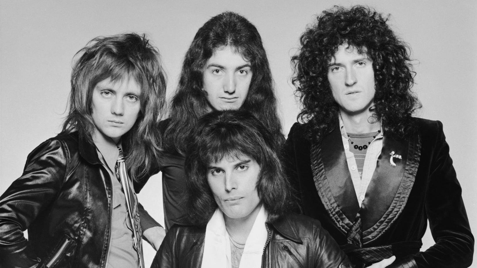 Classic Albums: Queen - The Making of A Night at the Opera Background