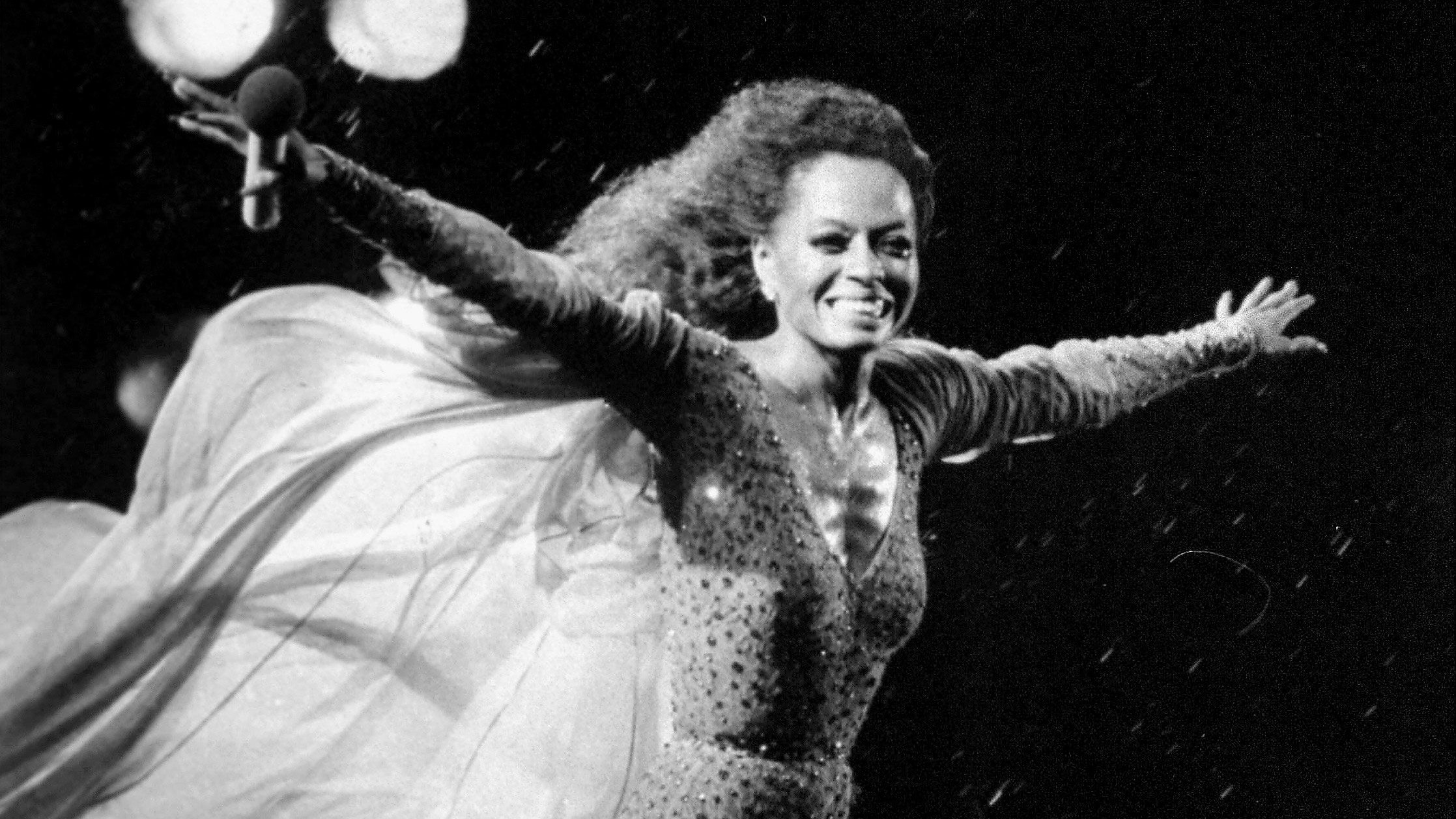 Diana Ross: Live in Central Park Background
