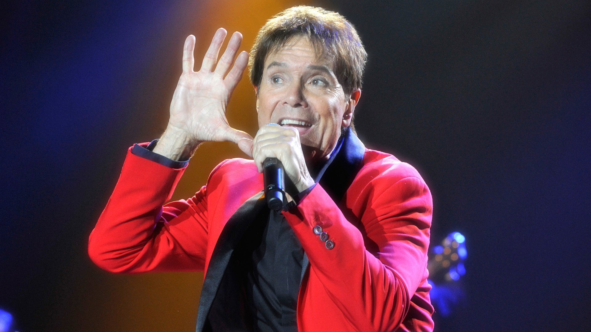 Cliff Richard Still Reelin' and A-Rockin' - Live at Sydney Opera House Background