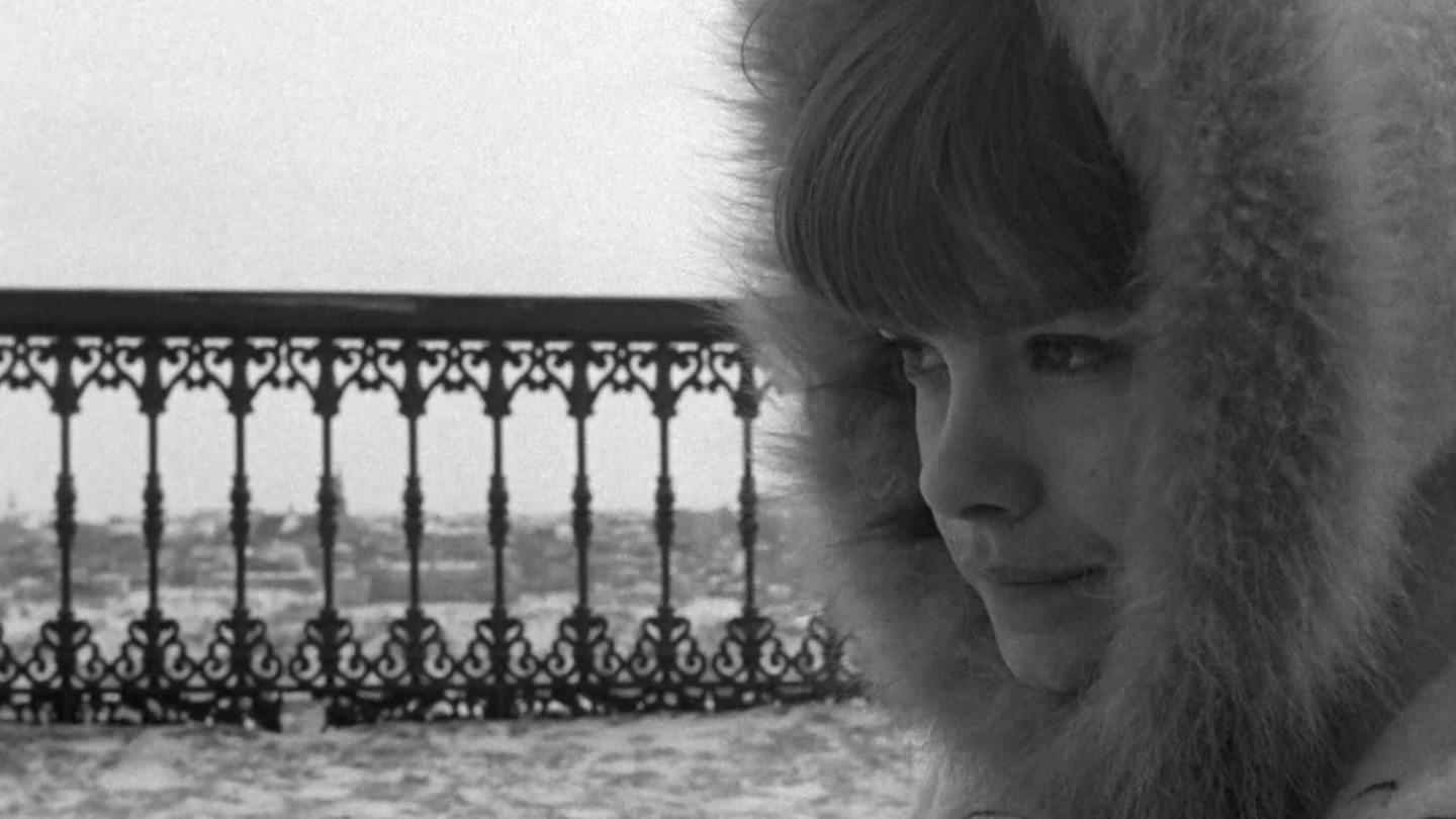 Geneviève Background