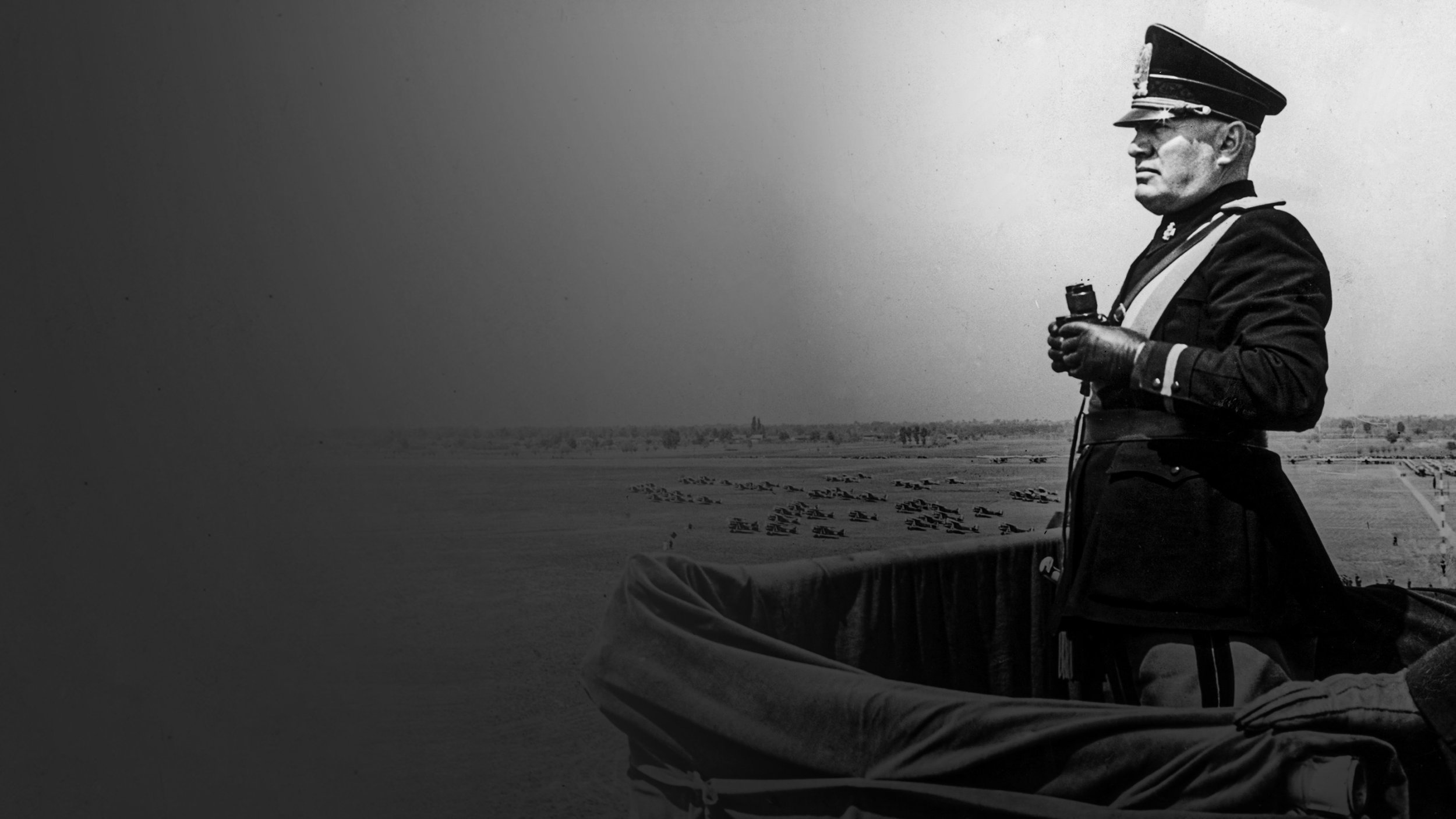 Mussolini: The First Fascist Background