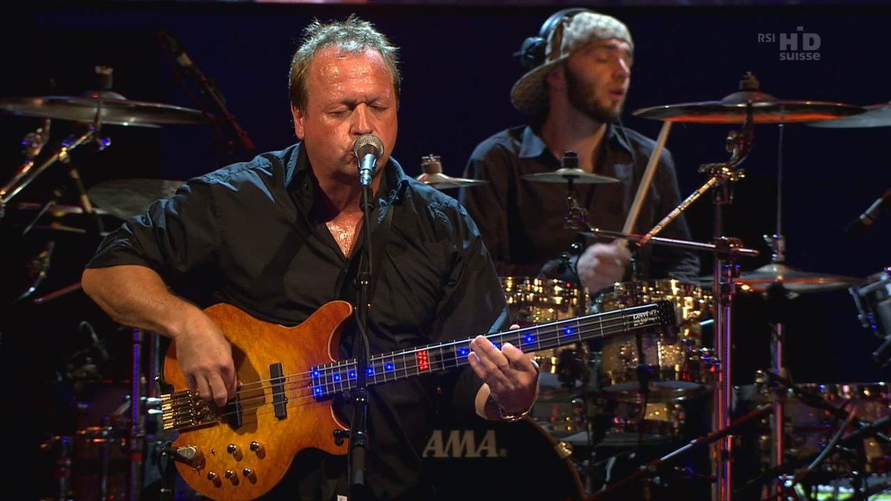 Level 42: Live At Estival Jazz Lugano 2010 Background