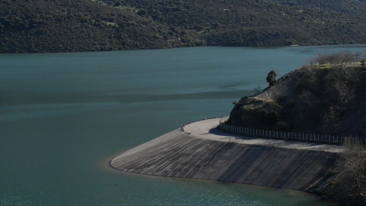 Up to the Last Drop: The Secret Water War in Europe Background