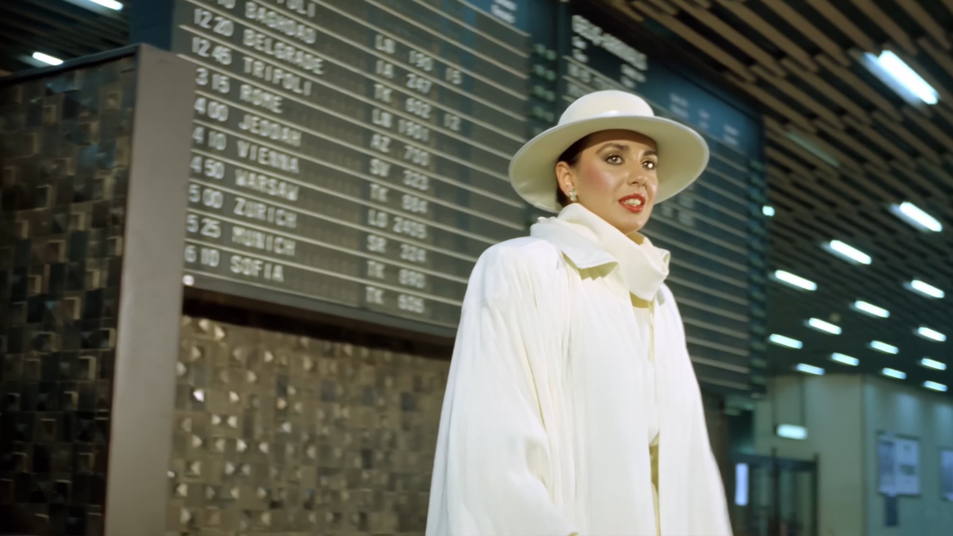 Sosyete Şaban Background