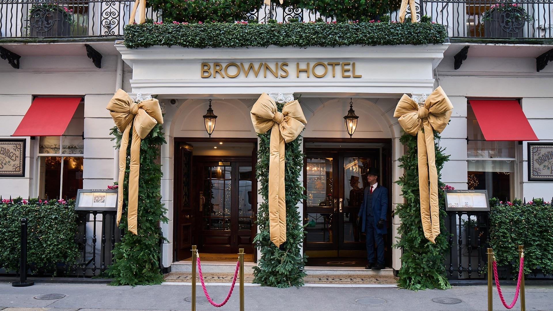 A Very British Hotel at Christmas Background