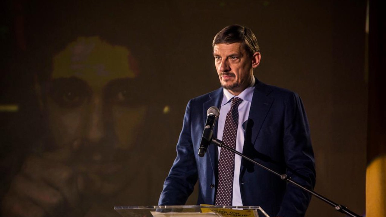 The Blind Spot Background