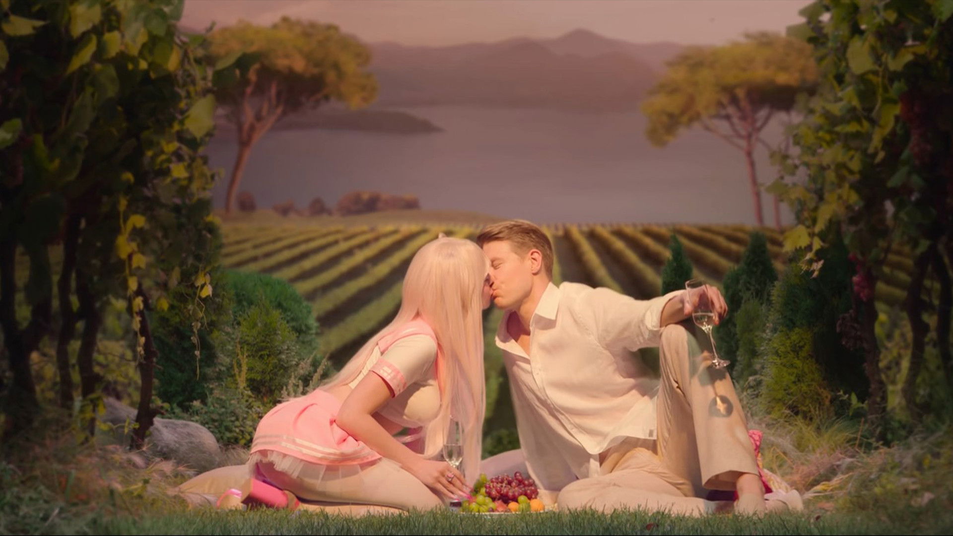 Honey, I Won't Call You Back Background