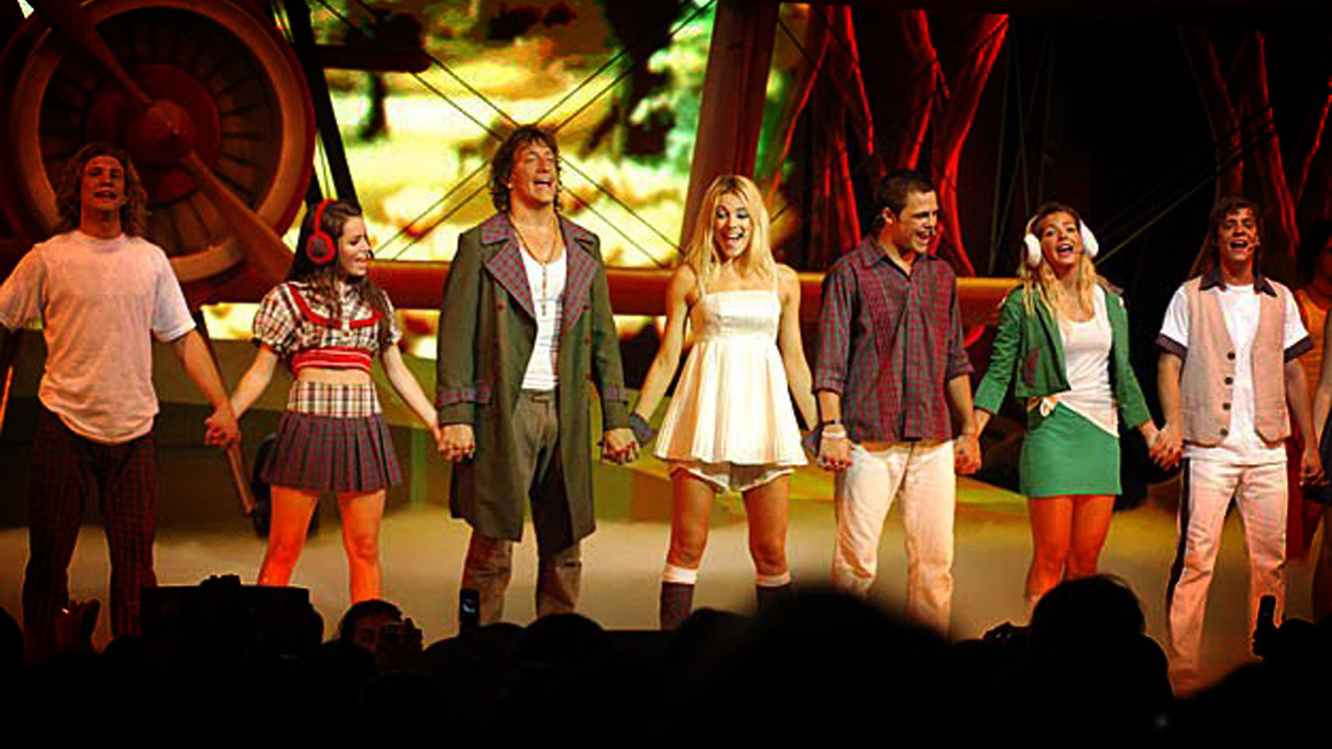 Casi Ángeles en Vivo Desde el Teatro Gran Rex Background