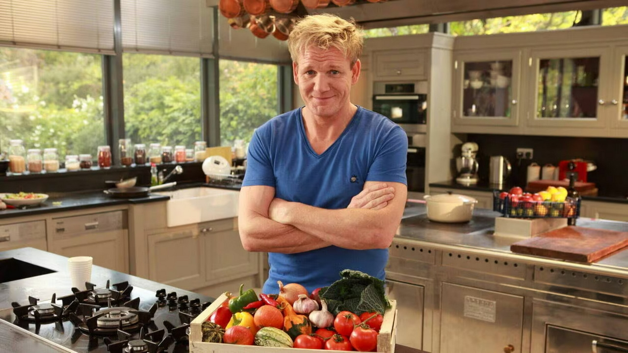 Gordon Ramsay's Ultimate Cookery Course Background